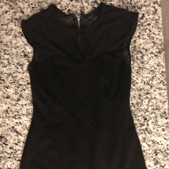 Woman’s dress - Picture 8 of 8